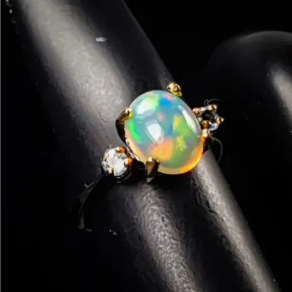 Elegant Majestic Fiery Opal Ring